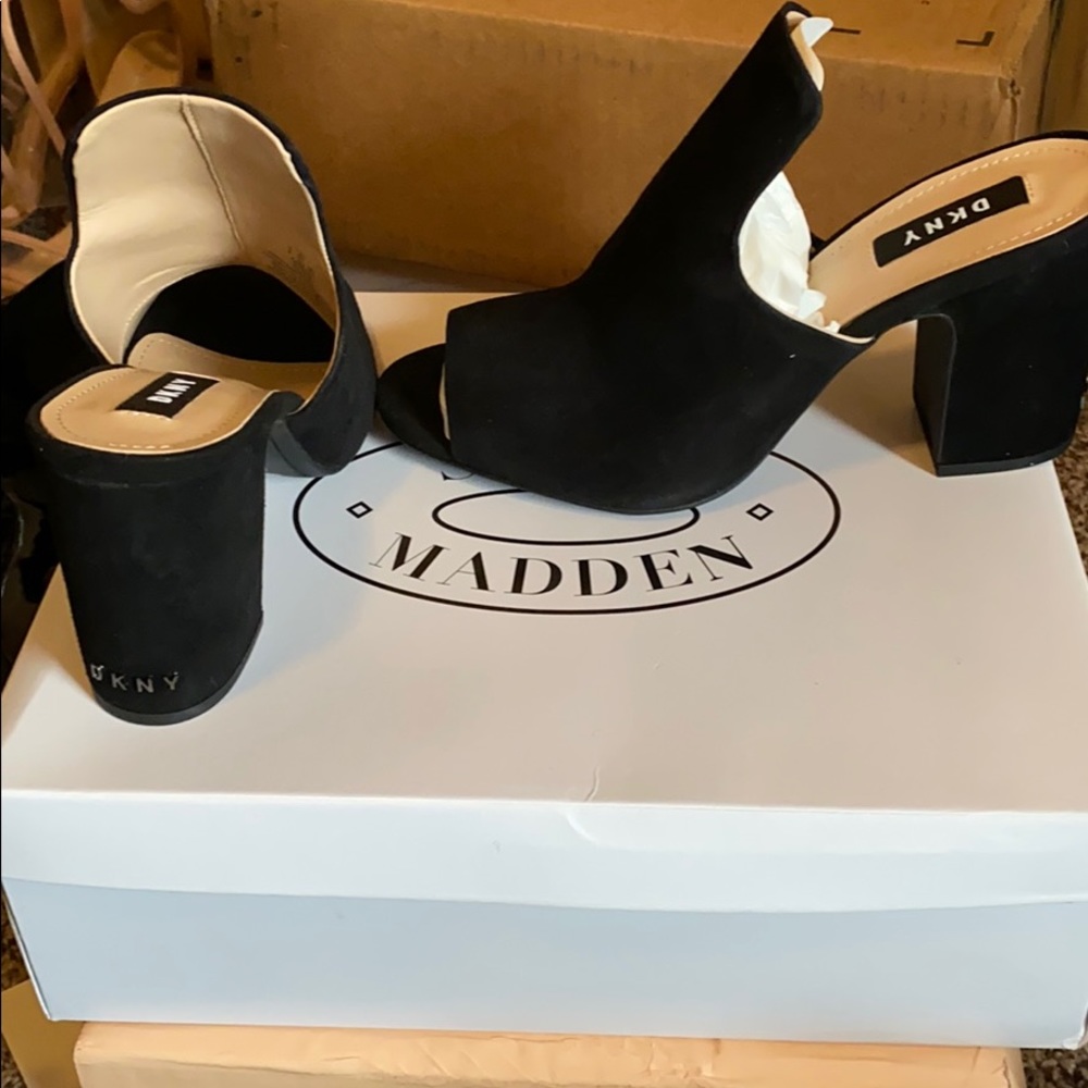DKNY MULES